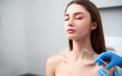 Falten an Hals und Decollte? Welche Therapieoptionen gibt es?